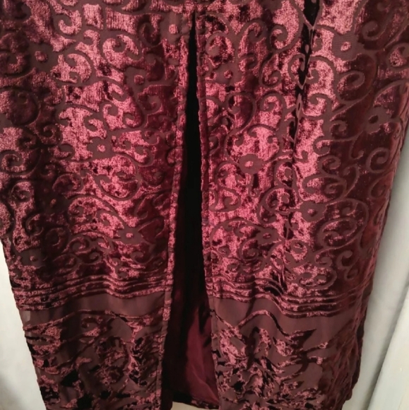 Maroon Spaghetti Strap Dress - Picture 6 of 9